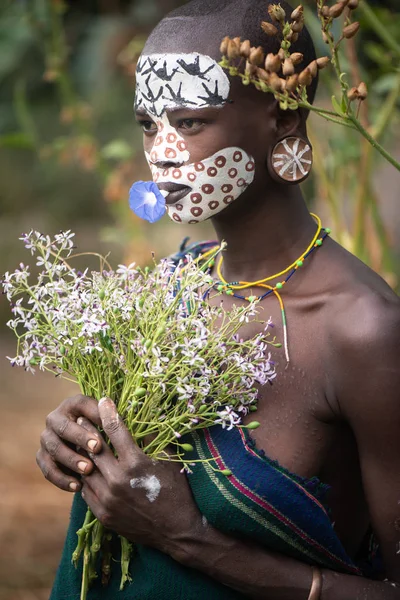 Kibish Éthiopie Août 2018 Femme Non Identifiée Tribu Surmi Avec — Photo