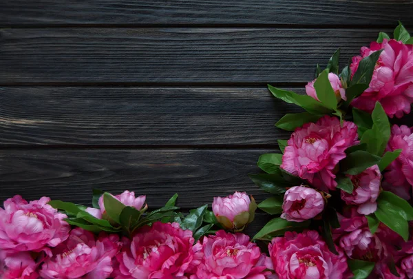 Ahşap arka plan metin için yer ile karanlık