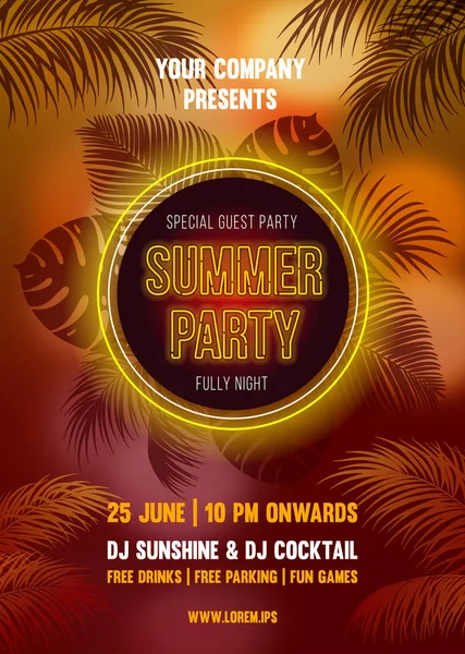 Плакат Hot Summer Night Party Яркий Дизайн Силуэтами Пальмовых Листьев — стоковый вектор
