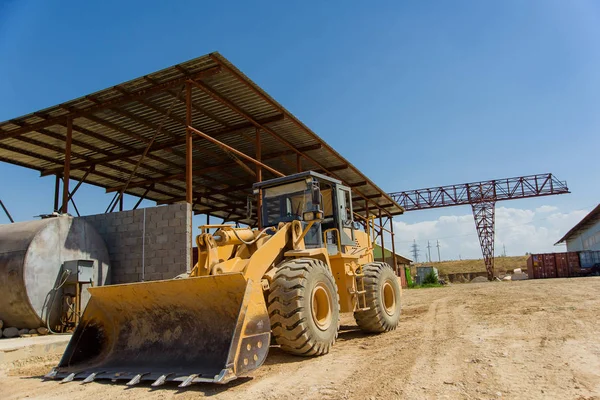 Žlutým Buldozerem Cihelně Stavební Stroje Zařízení Pásový Buldozer Závodě Travertin — Stock fotografie