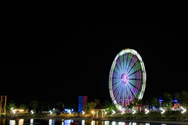 Roda Gigante Shymkent Fotos Cidade Nocturna Roda Gigante Com Longa — Fotografia de Stock