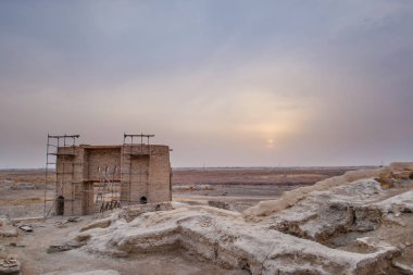 Antik şehir, Otrar Kazakistan'ın. Antik kentin kazı. Orta Asya'da turizm.