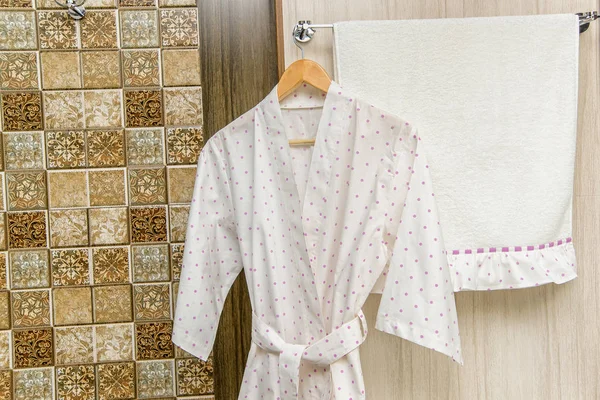 Color Cotton Bathrobes Hotel Pink White Bathrobes Circle Pattern Light — Stock Photo, Image