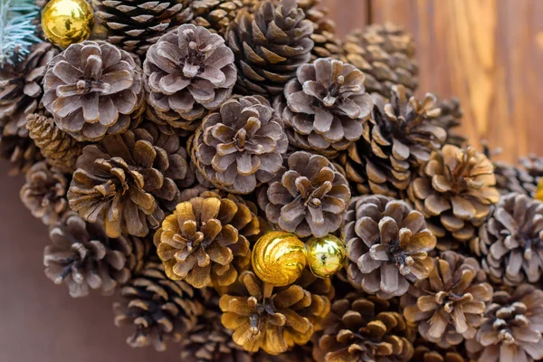 Vánoční Věnec Jedle Kavkazská Vánoční Koule Zlaté Růžové Barvy Výzdoba — Stock fotografie