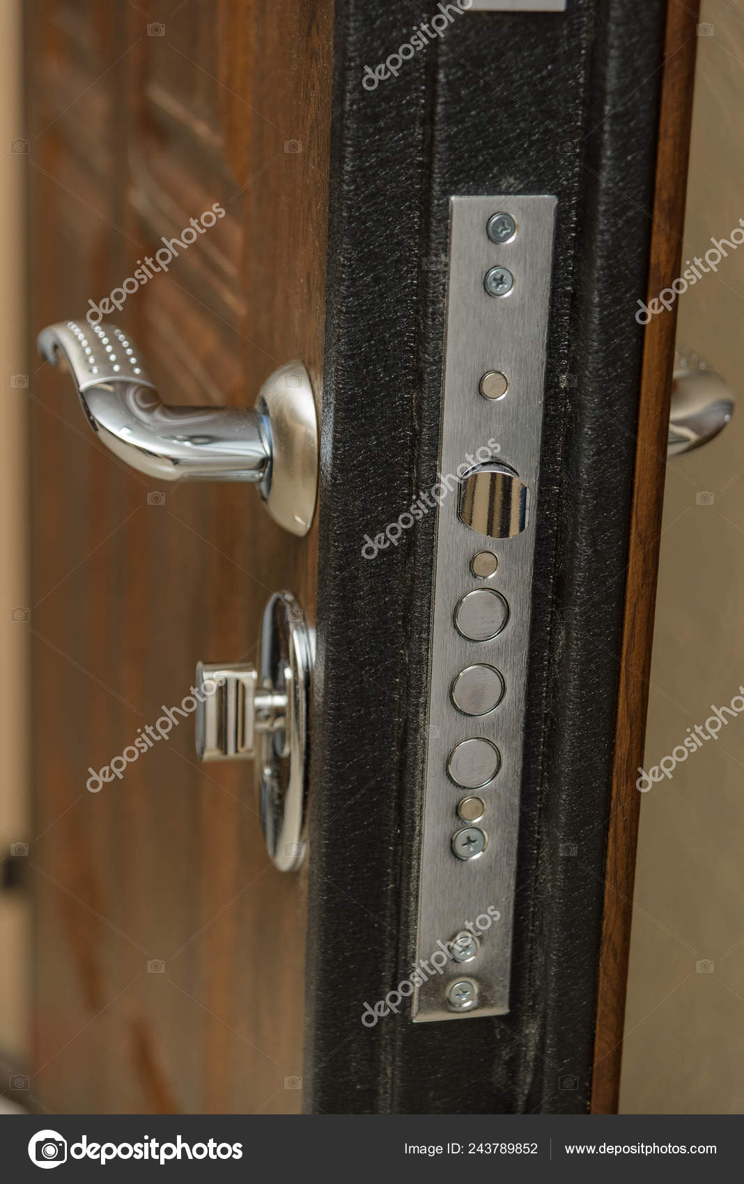 Wooden Door Internal Lock Design Keyhole Metal Door Handle