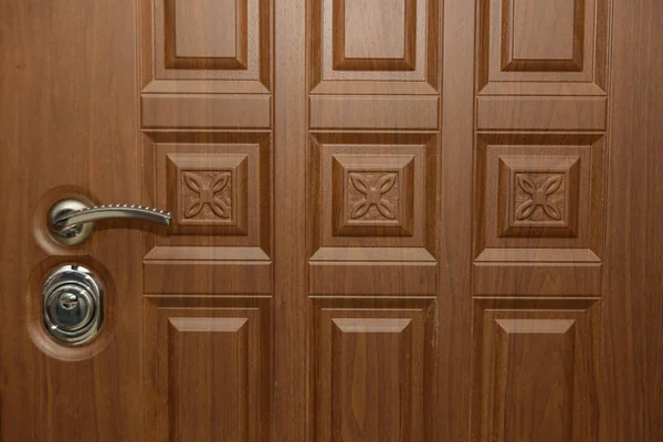 Cruel Rizo Fatídico Puertas de madera fotos de stock, imágenes de Puertas de madera sin royalties | Depositphotos Cruel Rizo Fatídico Puertas de madera fotos de stock, imágenes de Puertas de madera sin royalties | Depositphotos