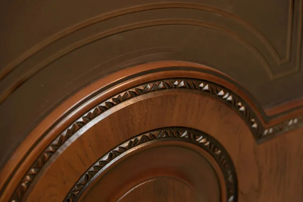 Wooden Door Wood Carving Stained Glass Patterns Metal Door Handle — Stock Photo, Image