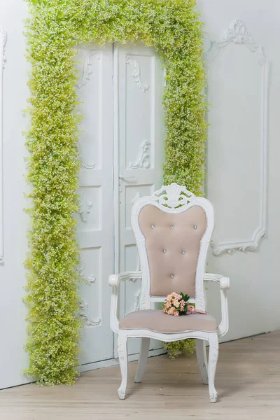 Spring Decor White Walls Beautiful Stucco Walls Arch Green White — Stock Photo, Image