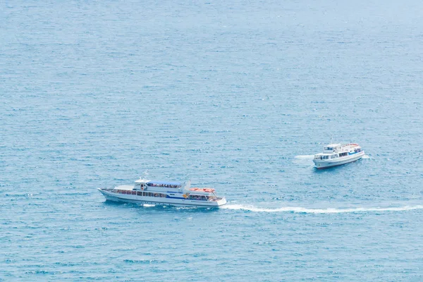 Yate Blanco Flotando Mar Negro Descanso Crimea Textura Superficie Del —  Fotos de Stock