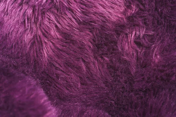 紫色の毛皮の質感 人工色のファー インテリアに毛皮 ビーガンファー — ストック写真