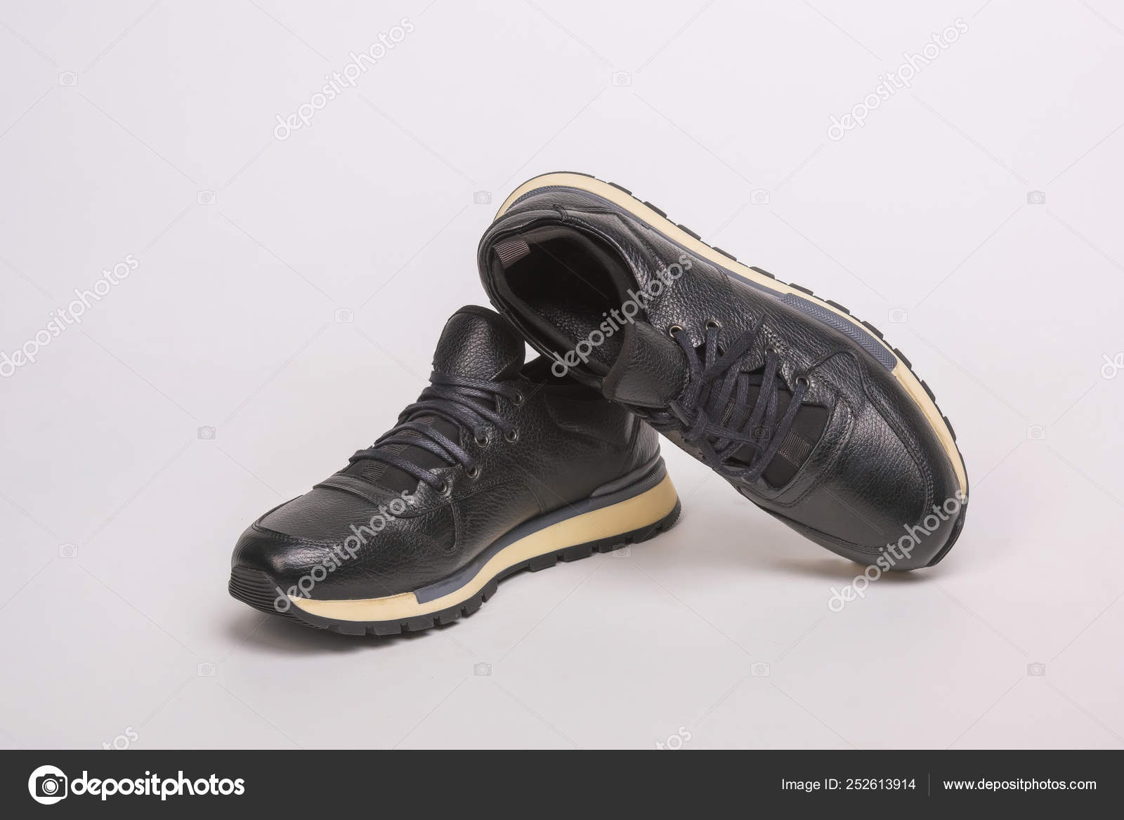 men's casual shoes with white soles