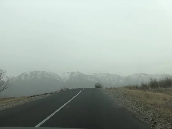 Camino Montaña Viaje Por Carretera Las Cimas Las Montañas Rocosas —  Fotos de Stock