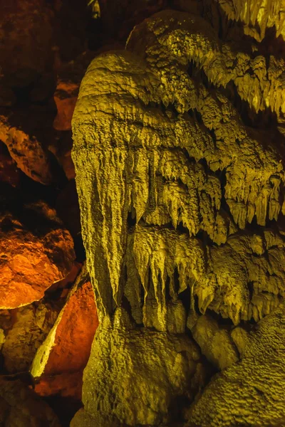 Cueva Prometeo Georgia Cueva Estalactita Iluminación Multicolor Iluminación Color Estalactitas — Foto de Stock