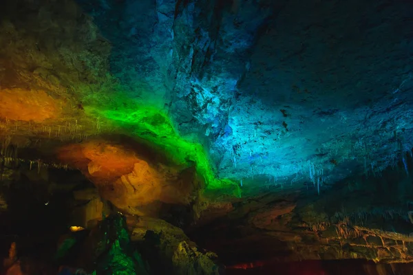 Prometheus Cave Georgia Multicolored Lighting Stalactite Cave Color Lighting Stalactites — Stock Photo, Image