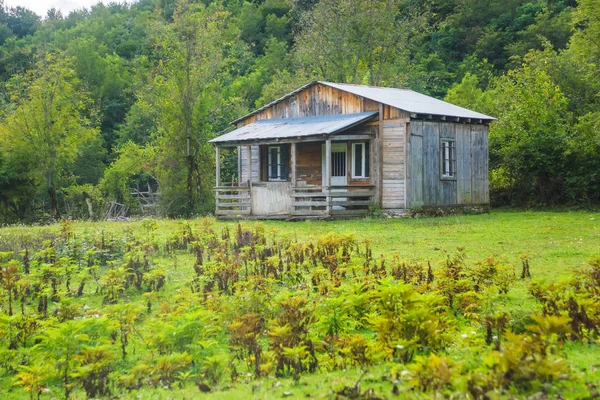 Antigua Casa Madera Naturaleza Descanse Georgia Camina Kutaisi Casa Vintage — Foto de Stock