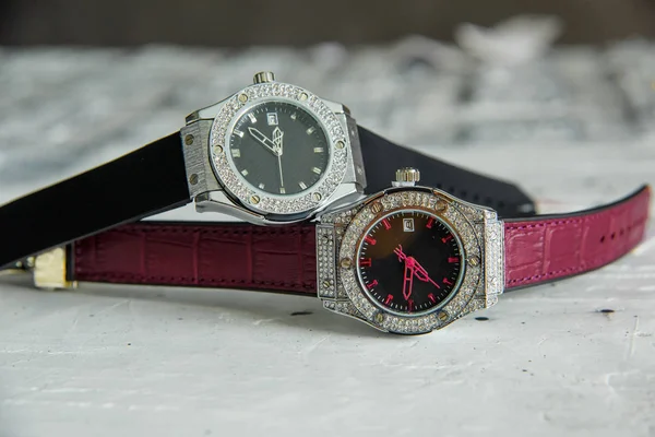 Polshorloge Met Leren Band Een Mannenhorloge Accessoires Voor Juwelen — Stockfoto