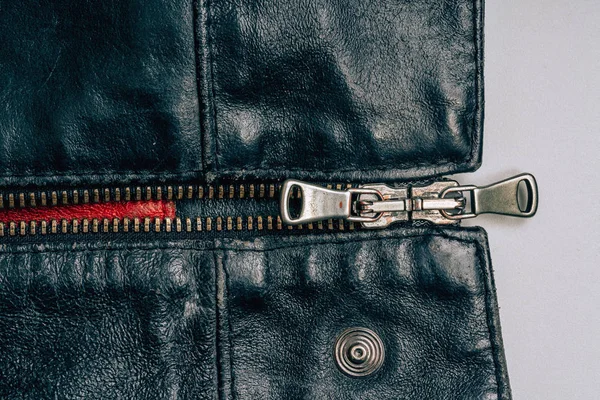 배경의 재킷에 재킷에 패스너 걸쇠의 슬라이더 — 스톡 사진