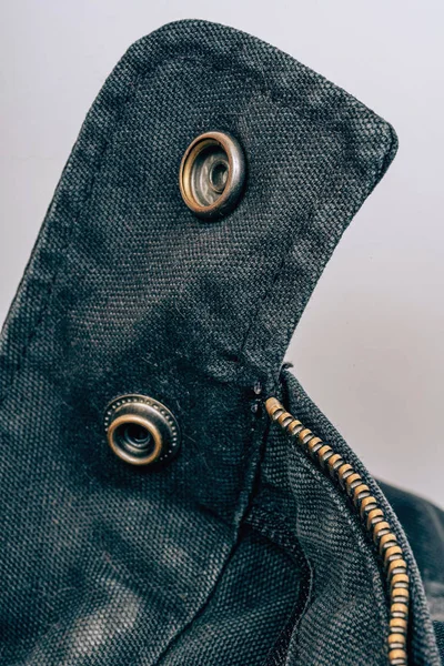 Μεταλλικά Στρογγυλά Καρφιά Μαύρο Μπουφάν Διακοσμητικά Στοιχεία Για Ρούχα — Φωτογραφία Αρχείου