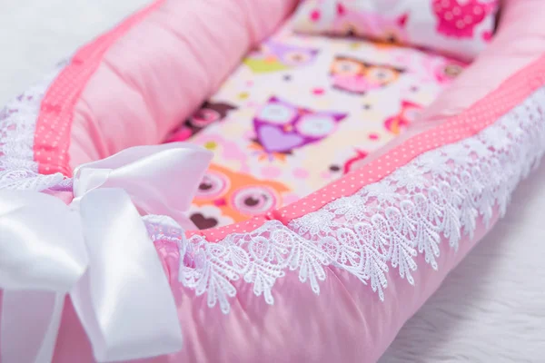 Matratzen Kokon Und Kissen Für Neugeborene Bettwäsche Für Ein Babybett — Stockfoto