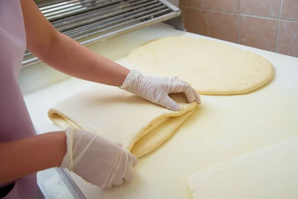 Fabbricazione Prodotti Forno Dall Impasto Fabbrica Pasticceria Preparazione Dell Impasto — Foto Stock