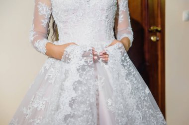 Özbek düğününde gelin. Özbekistan'da ulusal düğün gelenekleri. Kazakistan'da Özbek düğünü