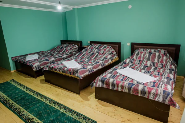 Yataklı Pansiyon Kazakistan Ucuz Konut Küçük Yataklı Otel Odası — Stok fotoğraf
