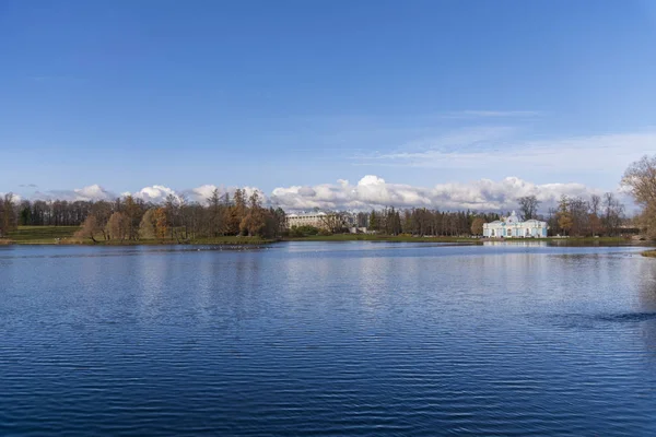 洞窟、プーシキン、Tsarskoe 公園、サンクトペテルブルク、ロシア — ストック写真