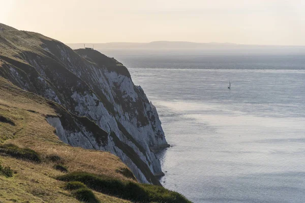 Στυπτηρία Bay Isle Of Wight από το τουριστικό αξιοθέατο βελόνες — Φωτογραφία Αρχείου