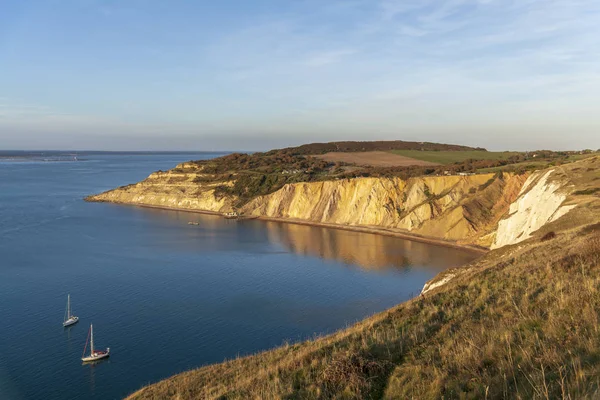 Στυπτηρία Bay Isle Of Wight από το τουριστικό αξιοθέατο βελόνες — Φωτογραφία Αρχείου