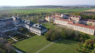 Magny-le-Hongre binalarının panoramik havadan görünümü