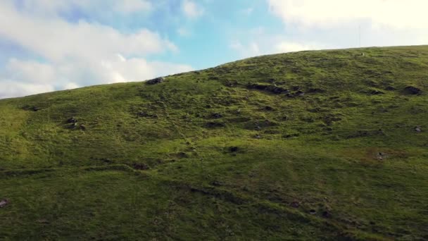 Geokaun Dağı ve Fogher Kayalıkları, Valentia Adası, İrlanda — Stok video