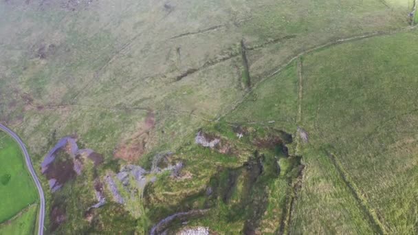 Geokaun mountain and Fogher Cliffs, Isla de Valentia, Irlanda — Vídeo de stock