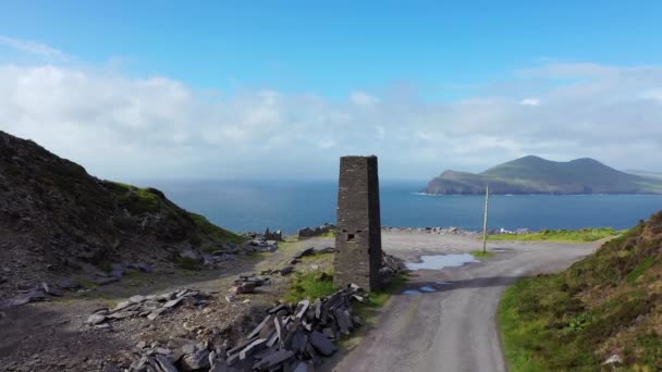 Antigua cantera de pizarra, Isla de Valentia, Irlanda — Vídeo de stock