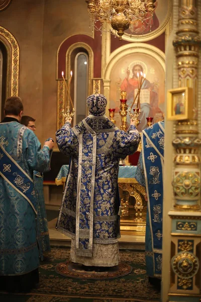 Clero Nella Chiesa Ortodossa — Foto Stock