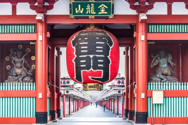 東京の浅草寺を中心に東京 2018 朝ビュー 東京で最古の寺院浅草にある最も重要な仏教寺院の — ストック写真