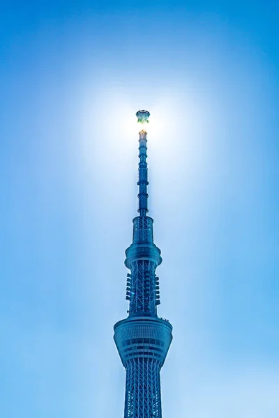 2018年6月22日 东京天空树和蓝天 东京天空树是东京著名的地标之一 它是世界上最高的结构 当建造 — 图库照片