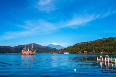 Fuji Dağı ve Gölü ASHI Hakone Tapınağı ve gezi teknesi Güz