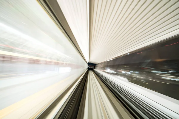 Flou Mouvement Train Déplaçant Intérieur Tunnel Avec Lumière Jour Tokyo — Photo