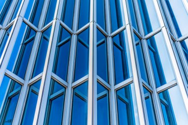 Mimari, Modern İnşaat Cam Cephesi İş Arkaplanı 'nı ayrıntılarıyla anlatıyor