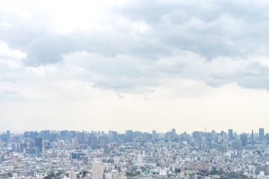 Tokyo, Japonya - 28 Mart 2019: Tokyo, Japonya 'da Ikebukuro' nun panoramik modern şehir gökyüzü manzaralı emlak ve şirket inşaatı için Asya iş konsepti