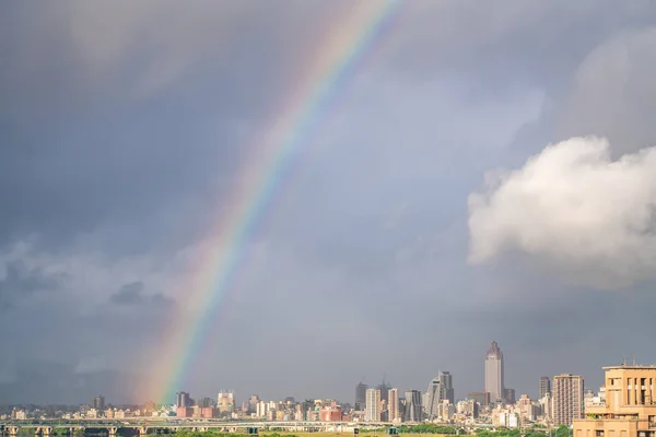 Skyline Della Città Taipei Nel Centro Taipei Taiwan Bright Sole — Foto Stock