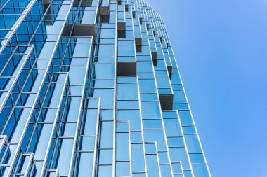 Mimari, Modern İnşaat Cam Cephesi İş Arkaplanı 'nı ayrıntılarıyla anlatıyor