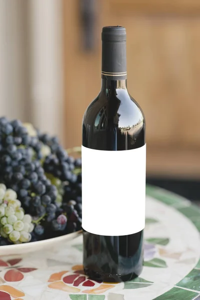 Bottle Red Wine Blank Label Table Fresh Grapes — Stock Photo, Image