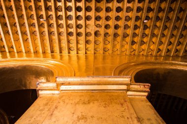 Tapınakta altın ile Iç, Yangon, Myanmar