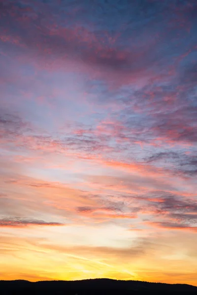 Dramatic Sky Big Clouds Sunset Sun Beautifully Breaking Clouds Vertical — Stock Photo, Image