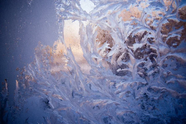 Frostmuster Auf Dem Glas Winter Weihnachten Abstrakte Kulisse Milchglas Eis — Stockfoto