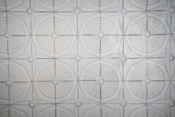 Eski antik alçı tavan çiçek öğeleri, alçı tavan döşemeleri ile