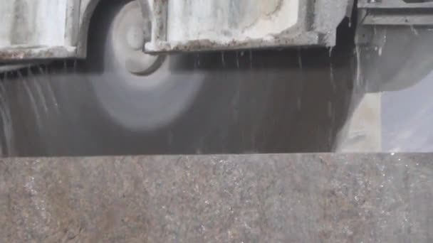 Traitement Granit Dans Fabrication Coupe Dalle Granit Avec Une Scie — Video