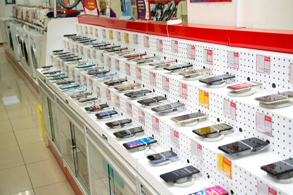 Челябинская область, Россия - февраль 2019 года. Бытовая электроника
