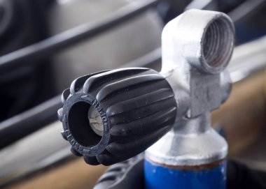 Tank Valf bir tüplü dalış ayarla